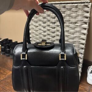 Tory Burch Elegant Black Handbag